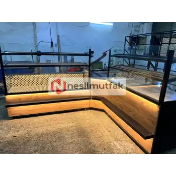 Böreklik ve Ekmek Tezgahı Ahşap Dekorlu