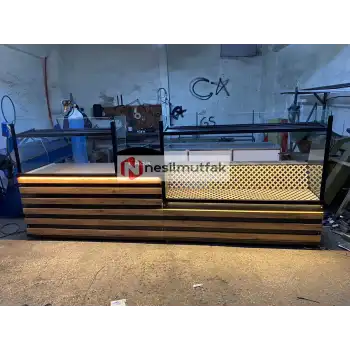 Böreklik ve Ekmeklik Tezgahı Ahşap Dekorlu