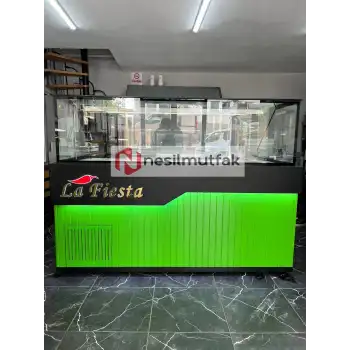 Salatabar Dolabı Yeşil Konsept Model