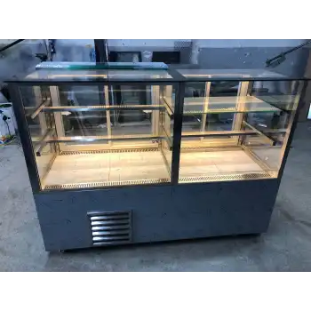 PASLANMAZ PASTA VE TATLI DOLABI