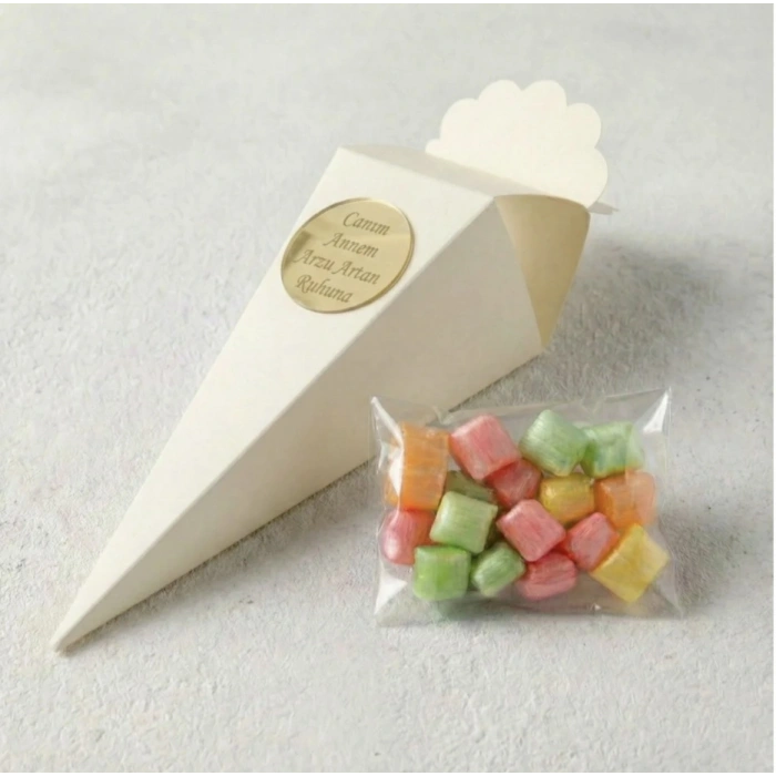 Krem Renkli İsme Özel Külah İçerisinde Mevlüt Şekeri