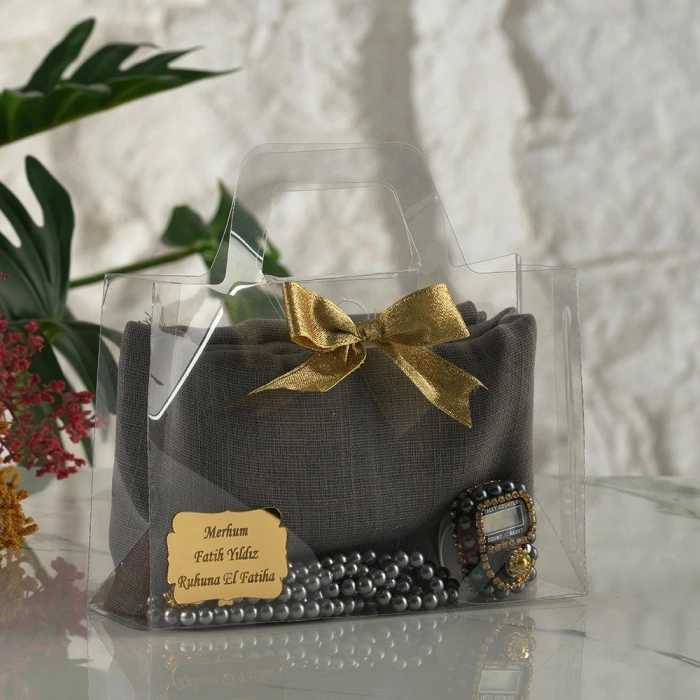 Asetat Çanta İçerisinde İsme Özel Gri Renkli Eşarp, Tesbih ve Zikirmatik Seti