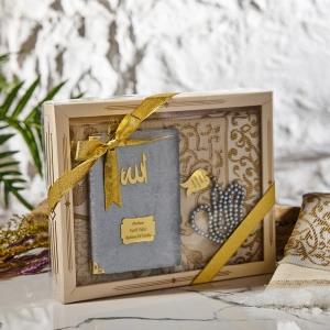 64 Sayfa Gri Kadife Yasin + İnci Tesbih + Kutulu Seccade