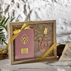 64 Sayfa Pembe Şantuk Yasin + İnci Tesbih + Kutulu Seccade