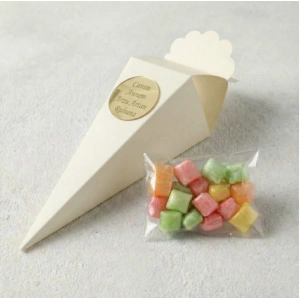 Krem Renkli İsme Özel Külah İçerisinde Mevlüt Şekeri