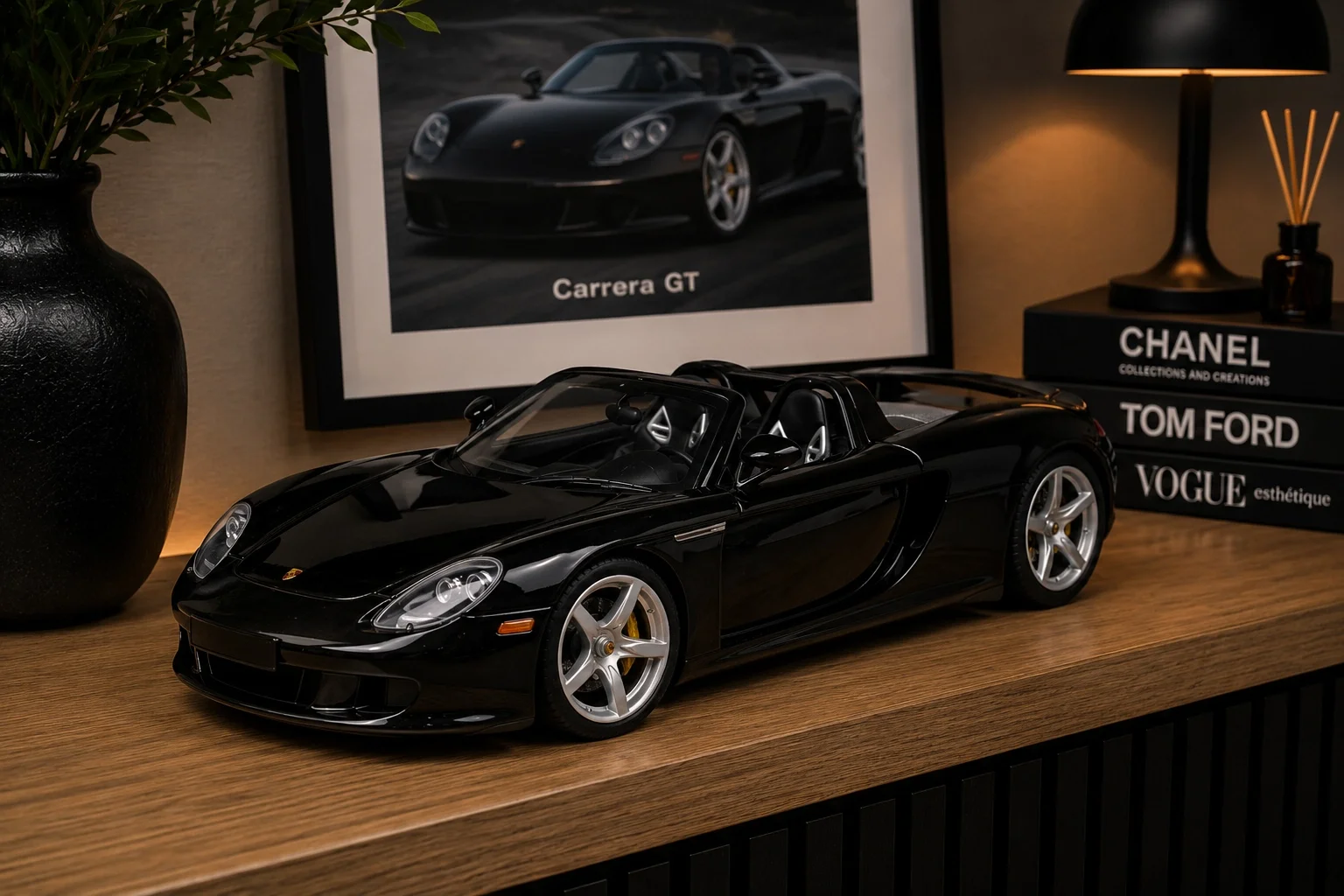 Lisanslı 1:18 Porsche Carrera GT Metal Model Araba