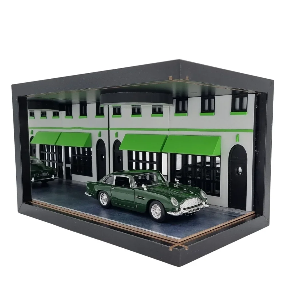 Emerald Avenue Ahşap Işıklı Mobilya Diorama Vitrin | Aston Martin Db5