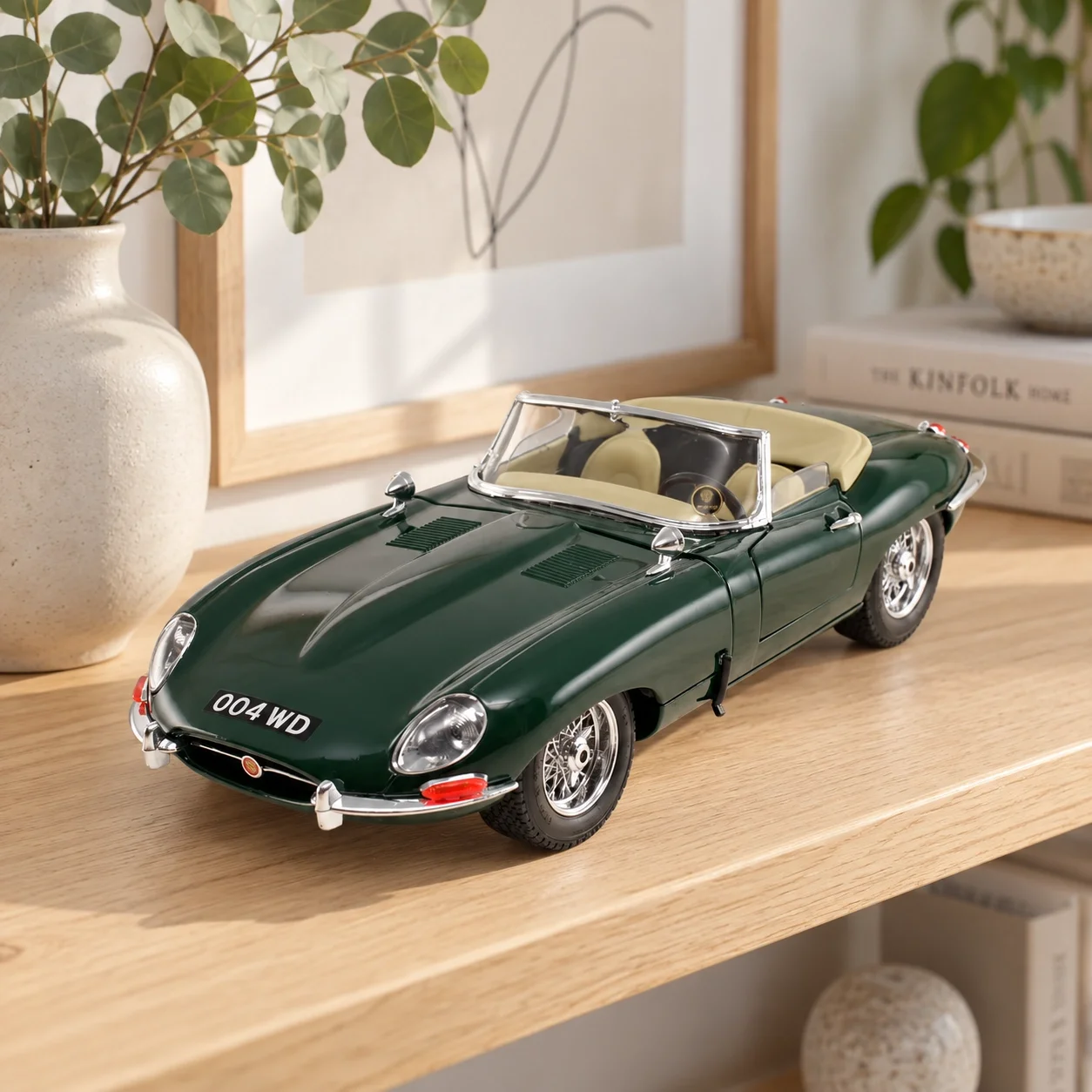 Lisanslı 1:18 Jaguar E Type Cabriolet 1961 Yeşil Model Araba