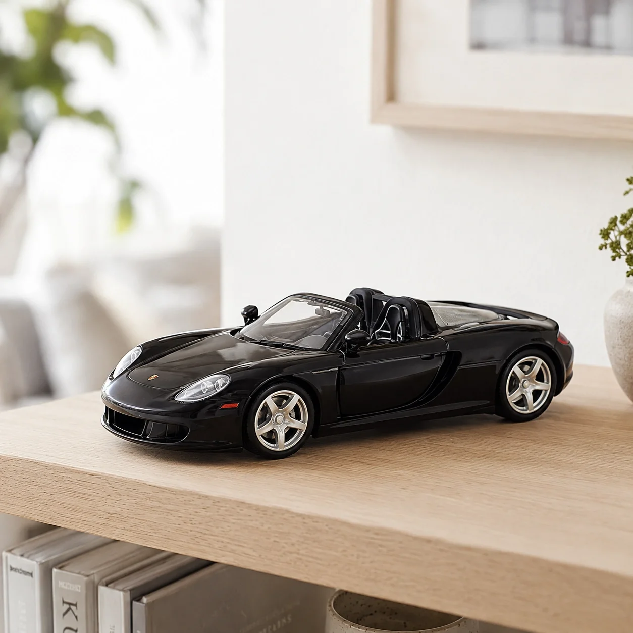 Lisanslı 1:24 Porsche Carrera GT Metal Model Araba