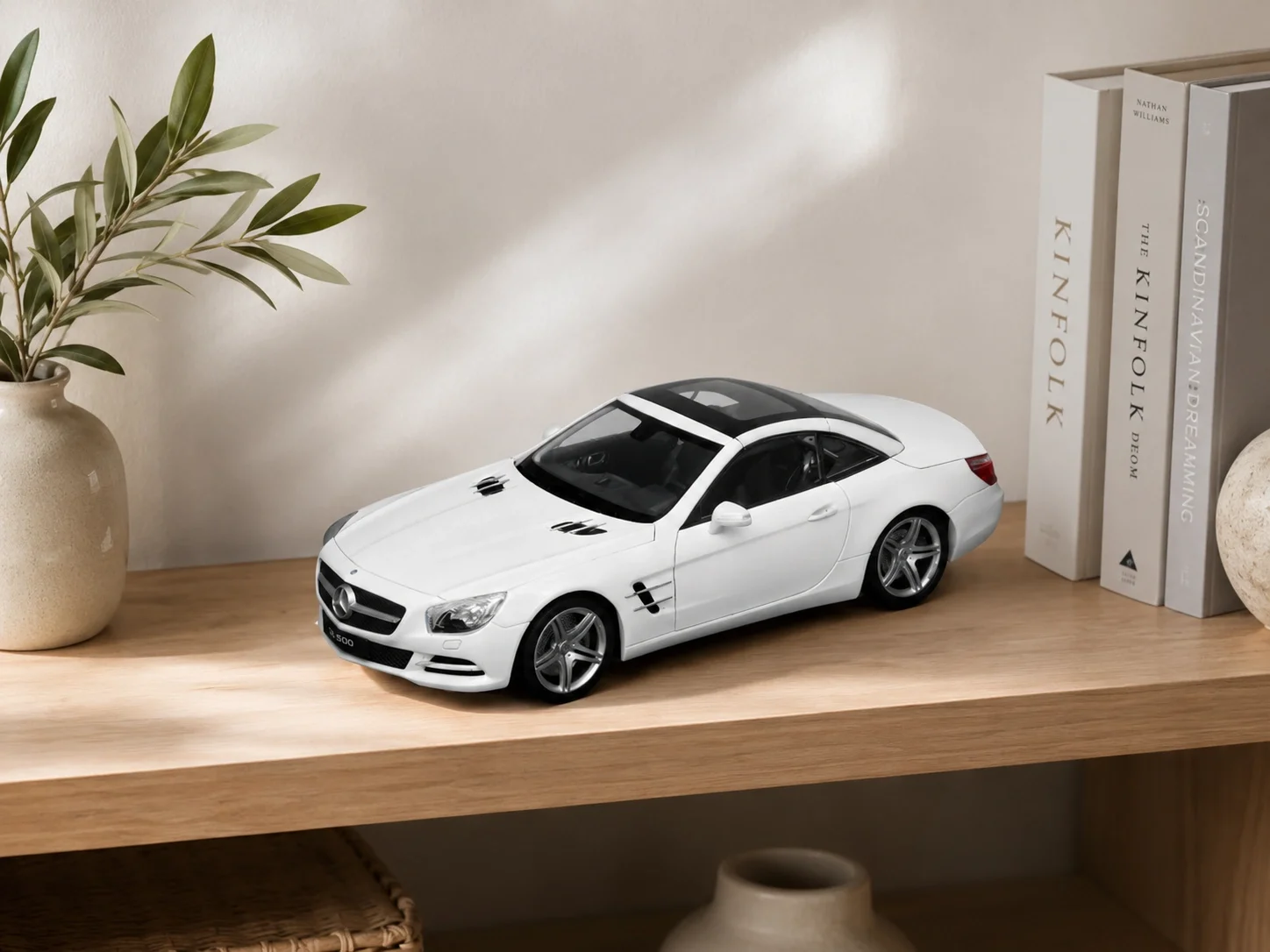 Lisanslı 2012 Mercedes-Benz SL500 Metal Model Araba 23 cm
