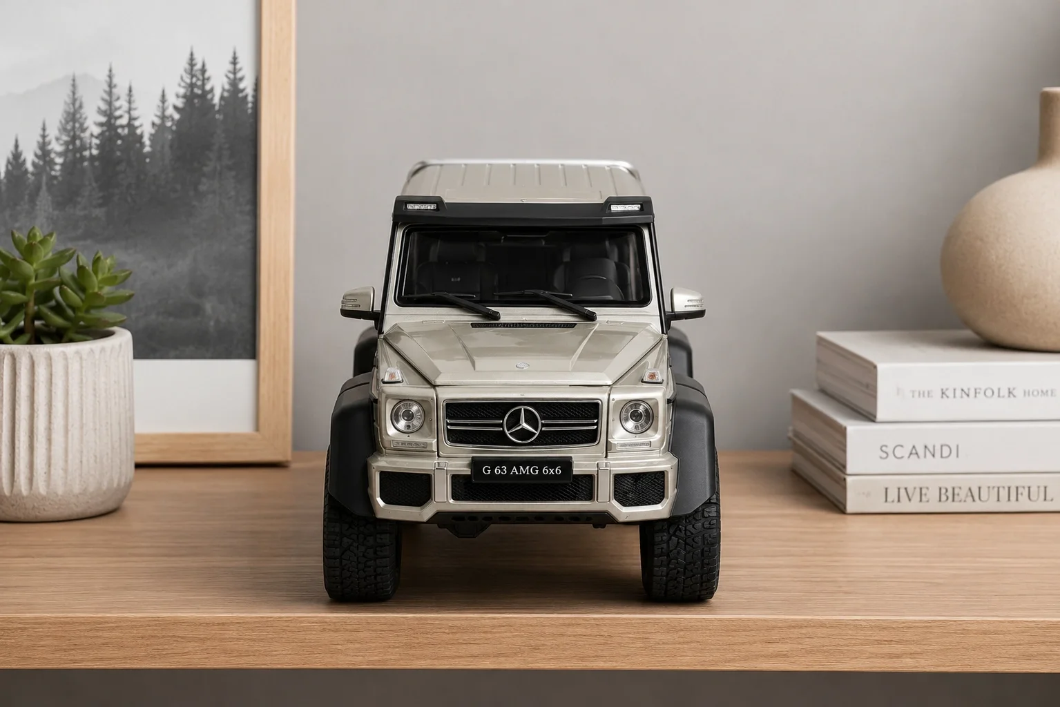 Lisanslı Mercedes-Benz G 63 AMG 6x6 1:24 Metal Model Araba