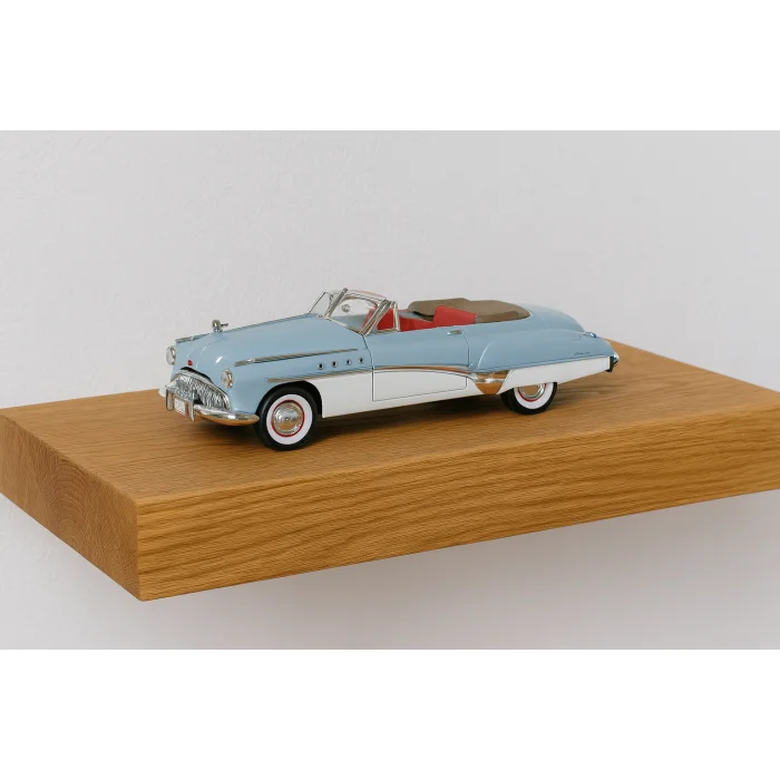 Lisanslı 1:18 1949 Buick Roadmaster