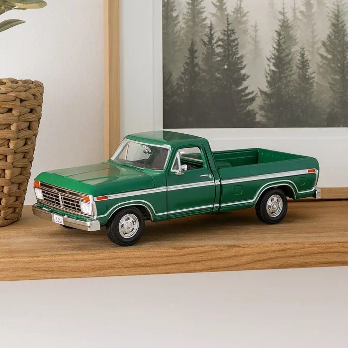 Lisanslı 1:24 1977 Ford F-150 Custom