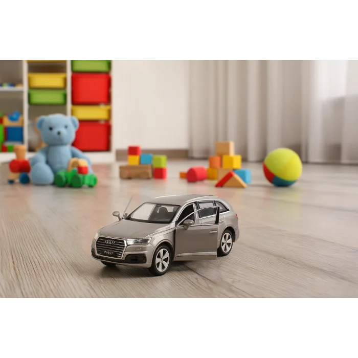Audi Q7 Lisanslı Çek Bırak Metal Araba