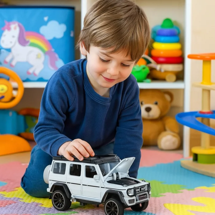 Çek Bırak 1:22 Sesli ve Işıklı Buharlı Mercedes G-Lüx Metal Jeep