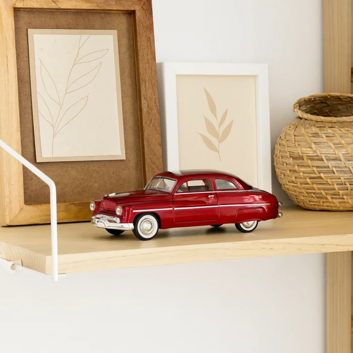 Lisanslı 1:24 1949 Mercury Coupe