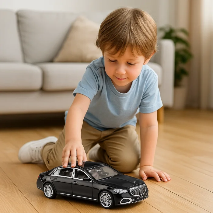 Mercedes Maybach Çek Bırak 1:24 Işıklı ve Sesli Model Araba | Siyah