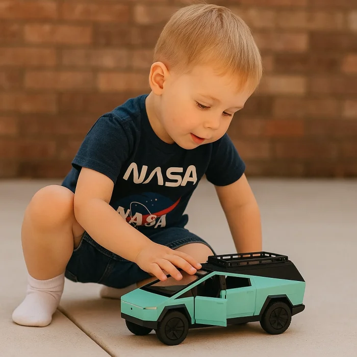 Tesla Cybertruck Mint Yeşili Metal Araba 1:24 | Işıklı Sesli Çek Bırak Model