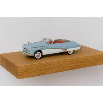 Lisanslı 1:18 1949 Buick Roadmaster