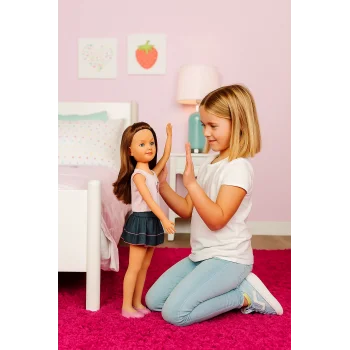 80 cm Dev Boy Prenses Bebek – Ayakta Durabilen Uzun Saçlı Oyun Arkadaşı