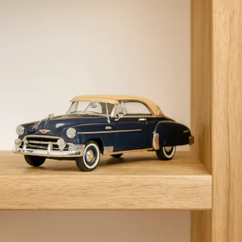 Lisanslı 1:18 1950 Chevy Bel Air