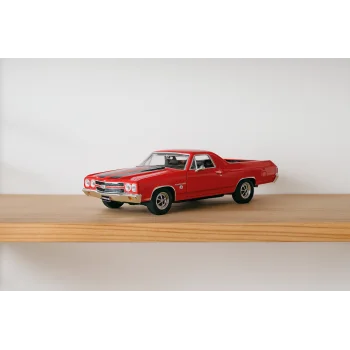 Lisanslı 1:24 1970 Chevy El Camino