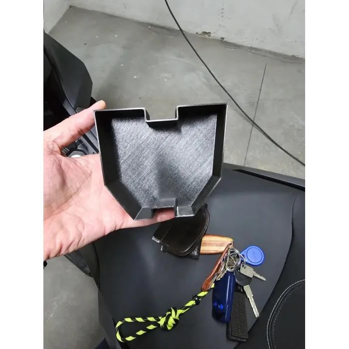 Honda ADV 350 Uyumlu Depo Kapak Altı Torpido Bagajı (2022-2025) – Ekstra Saklama Alanı, Kolay Montaj