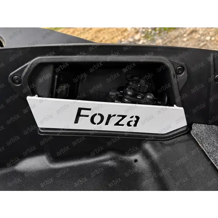 Honda Forza 250 Koltuk Altı Bagaj Yan Kapak (Avadanlık Kapağı) – Sıfır, Yapıştırmalı, Uyumlu ve Dayanıklı