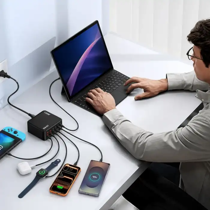XKIN 120W GaN Şarj İstasyonu 6 Port USB-C PD 30W QC 18W Hızlı Şarj Adaptörü Çoklu Şarj Cihazı XK-HC205