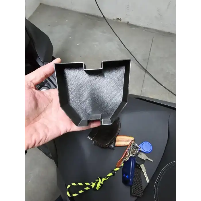 Honda ADV 350 Uyumlu Depo Kapak Altı Torpido Bagajı (2022-2025) – Ekstra Saklama Alanı, Kolay Montaj