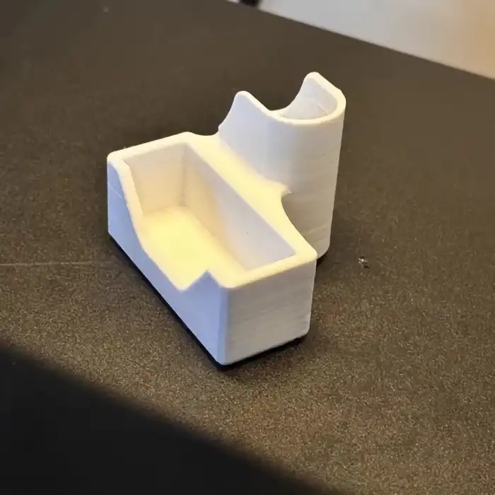 IQOS iluma One – IQOS iluma i One Masaüstü Stand | 3D Baskı Özel Üretim Stant