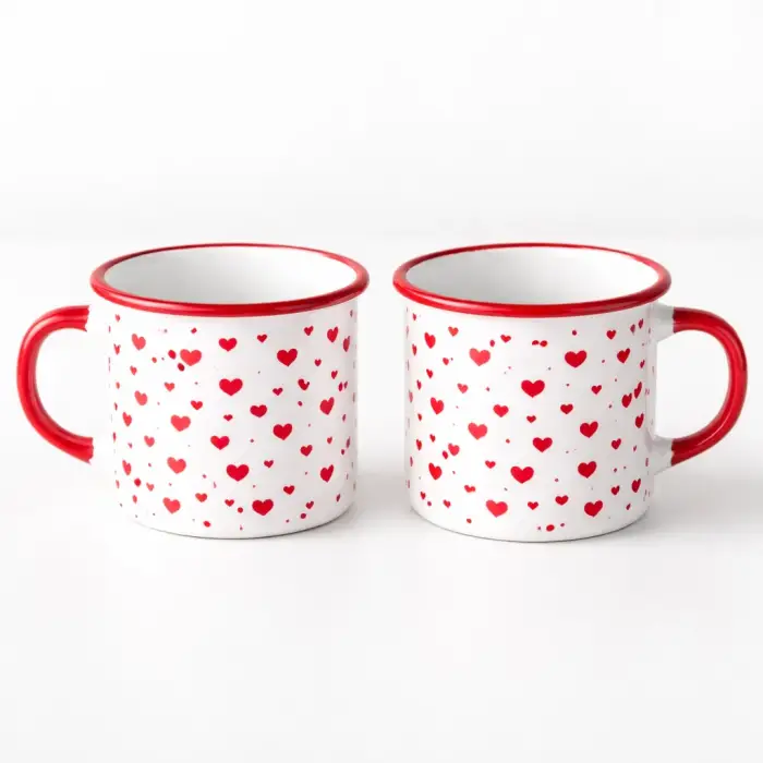 Sevgiliye Özel Kalp Desenli Kırmızı Enamel Kupa Seti