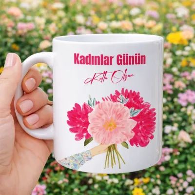 Kadınlar Günü Çiçek Buketi Kupa – 8 Mart Özel