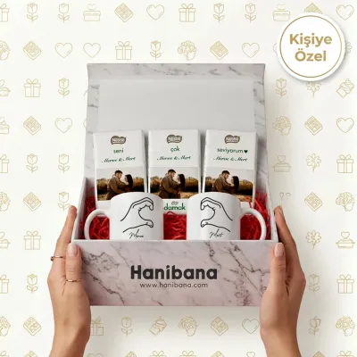 Kişiye Özel Fotoğraflı Çikolata ve Romantik Çift Kupa Hediye Kutusu