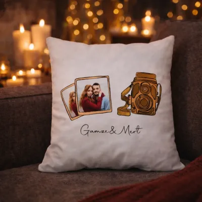 Kişiye Özel Retro Fotoğraf ve İsim Baskılı Hediye Dekoratif Yastık