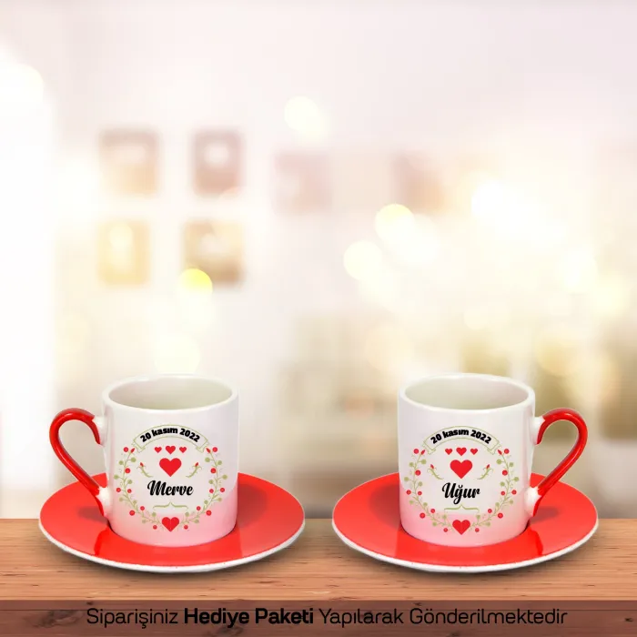 2’Li Kırmızı İsim ve Tarihli Aşk Fincanı Seti (Çikolata HEDİYELİ)