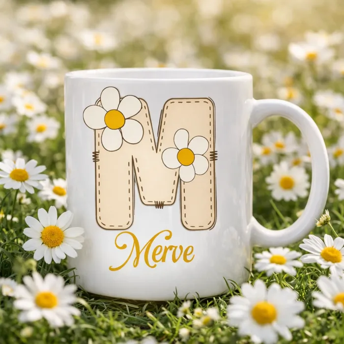 Papatya Baş Harfli Kişiye Özel İsimli Kupa