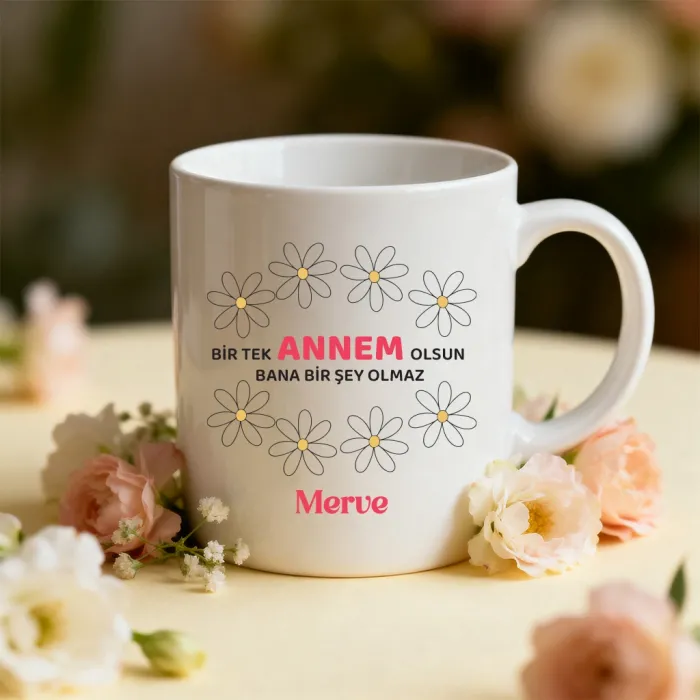 Papatya Tasarımlı Anneye Özel İsimli Kupa Bardak