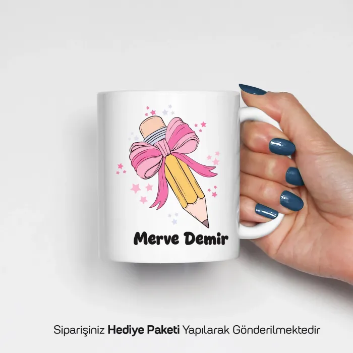 İsme Özel Kurdeleli Kalem Temalı Kupa