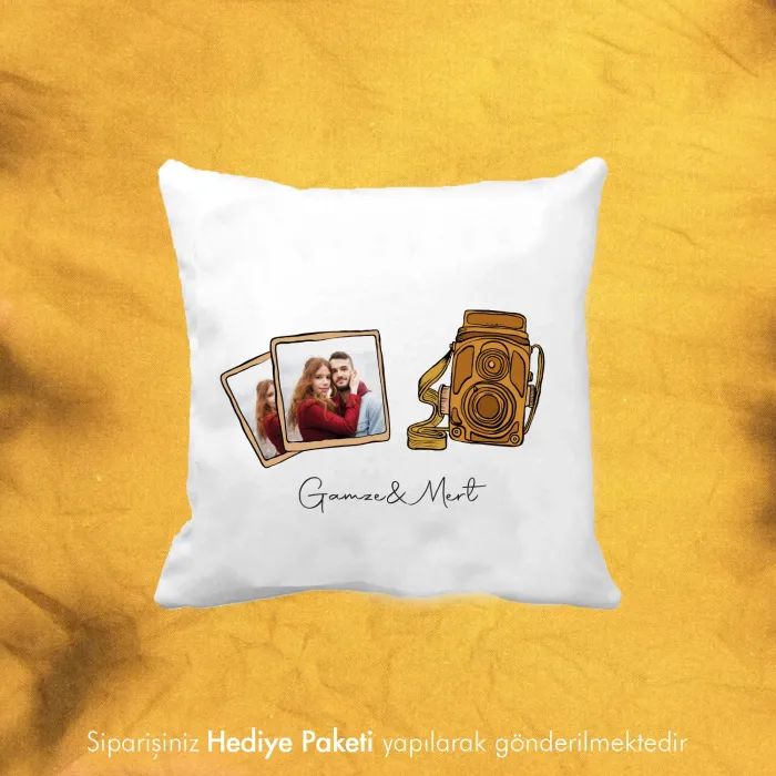 Kişiye Özel Retro Fotoğraf ve İsim Baskılı Hediye Dekoratif Yastık