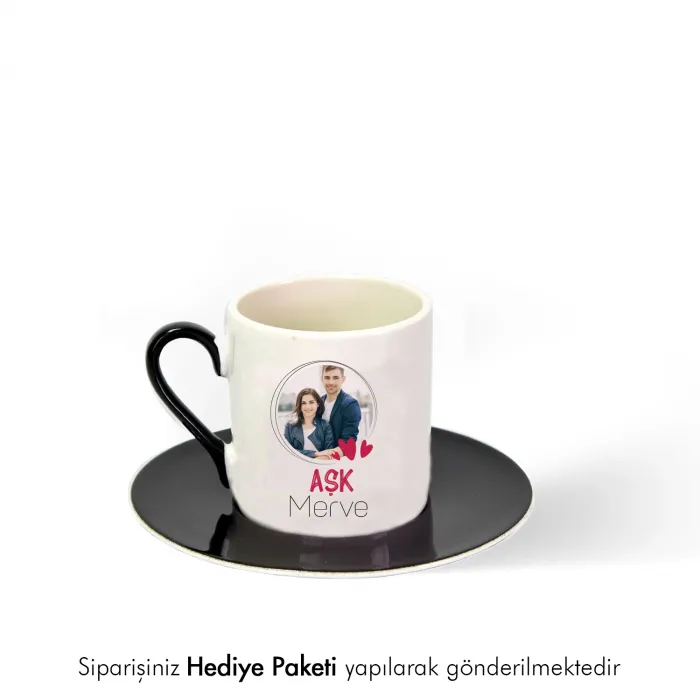 2’Li Siyah İsim ve Tarihli Aşk Fincanı Seti (Çikolata HEDİYELİ)
