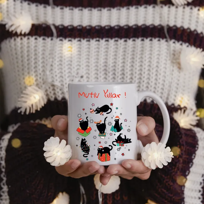 Yılbaşı Partisi Temalı Siyah Kedili Kupa