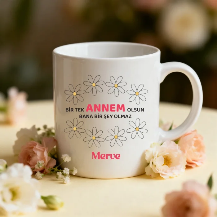 Papatya Tasarımlı Anneye Özel İsimli Kupa Bardak