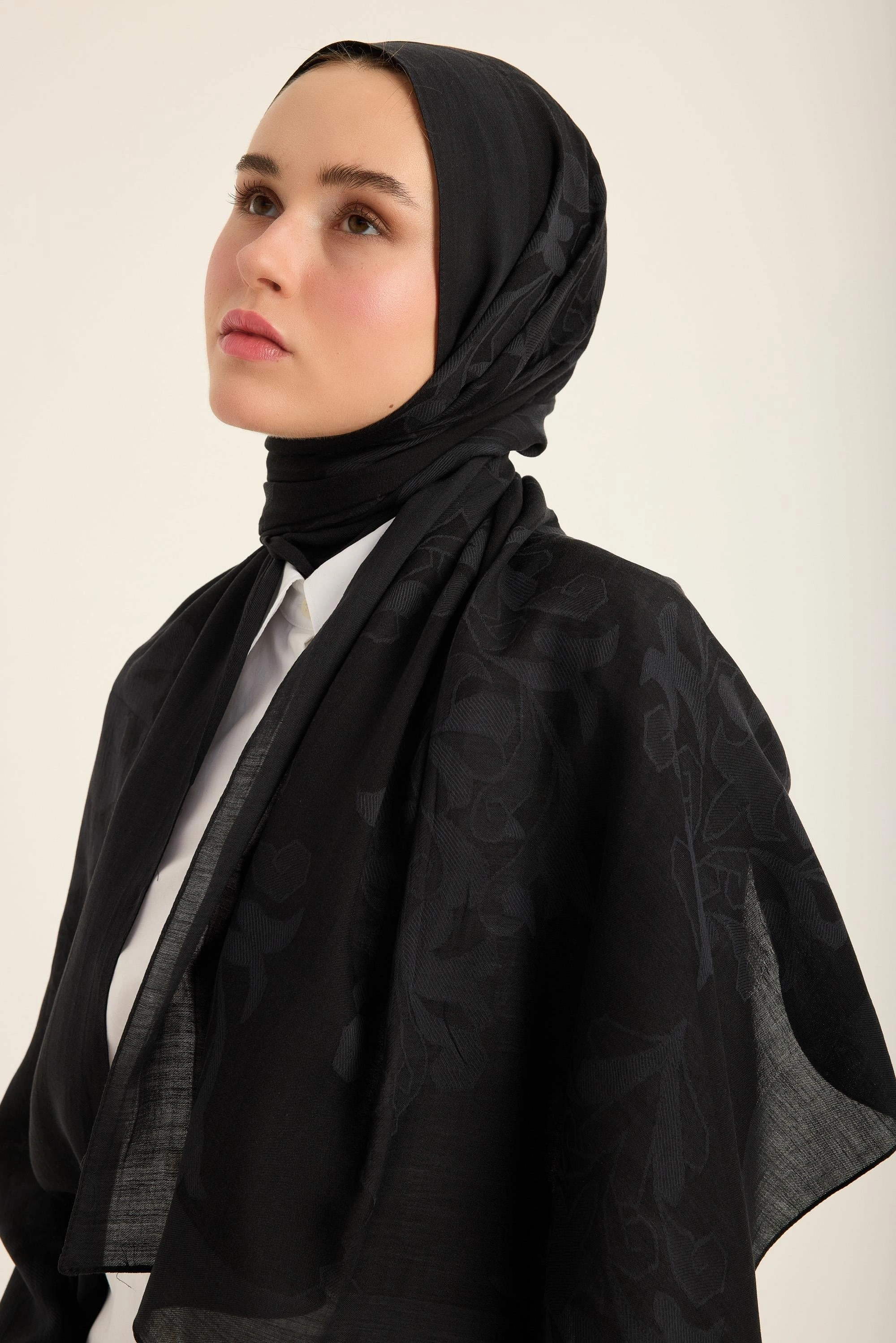 Maisa DURU İPEK PAMUK TENSEL ŞAL 70*190 CM - SİYAH