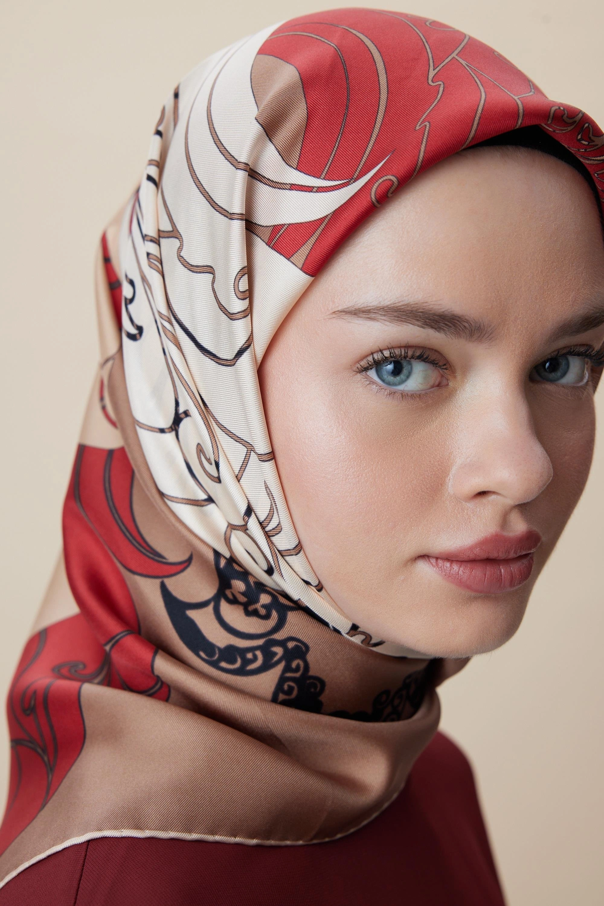 Maisa SAFİ TİVİL İPEK EŞARP 90*90 CM - CAMEL