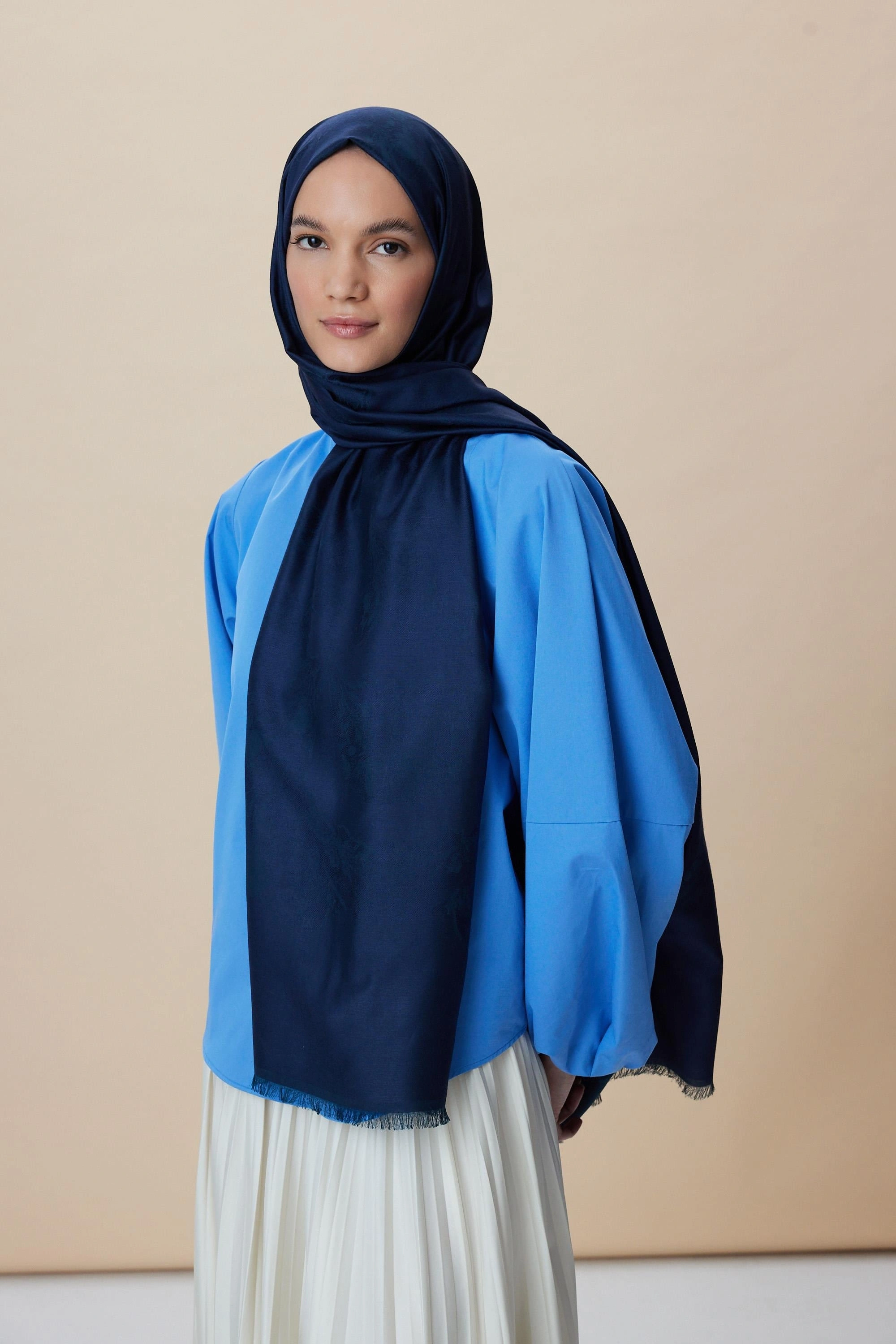 Maisa JADE MODAL İPEK JAKARLI ŞAL 70*200 CM - LACİVERT