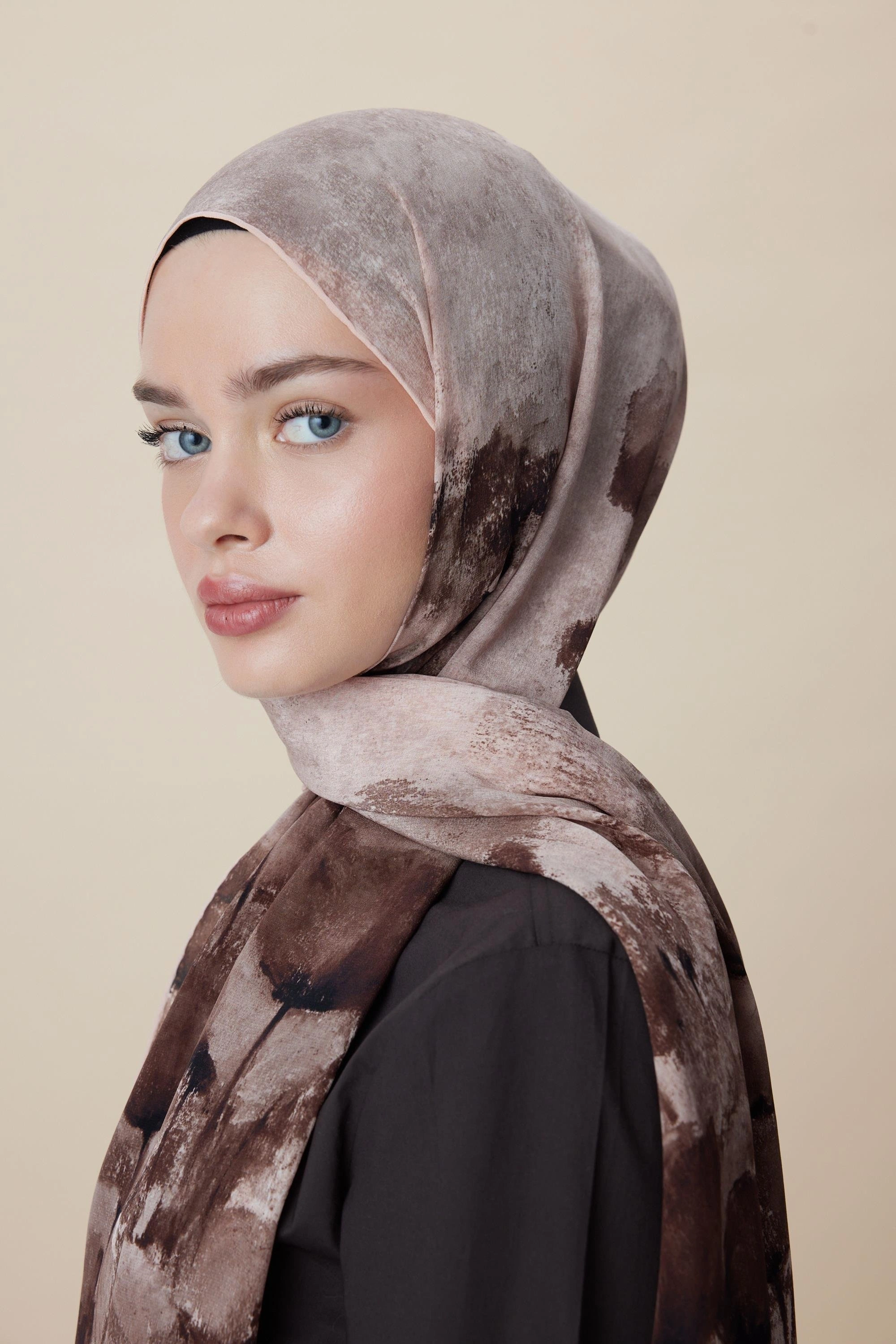 Maisa GELİNCİK KREP İPEK ŞAL 70*190 CM - KUM