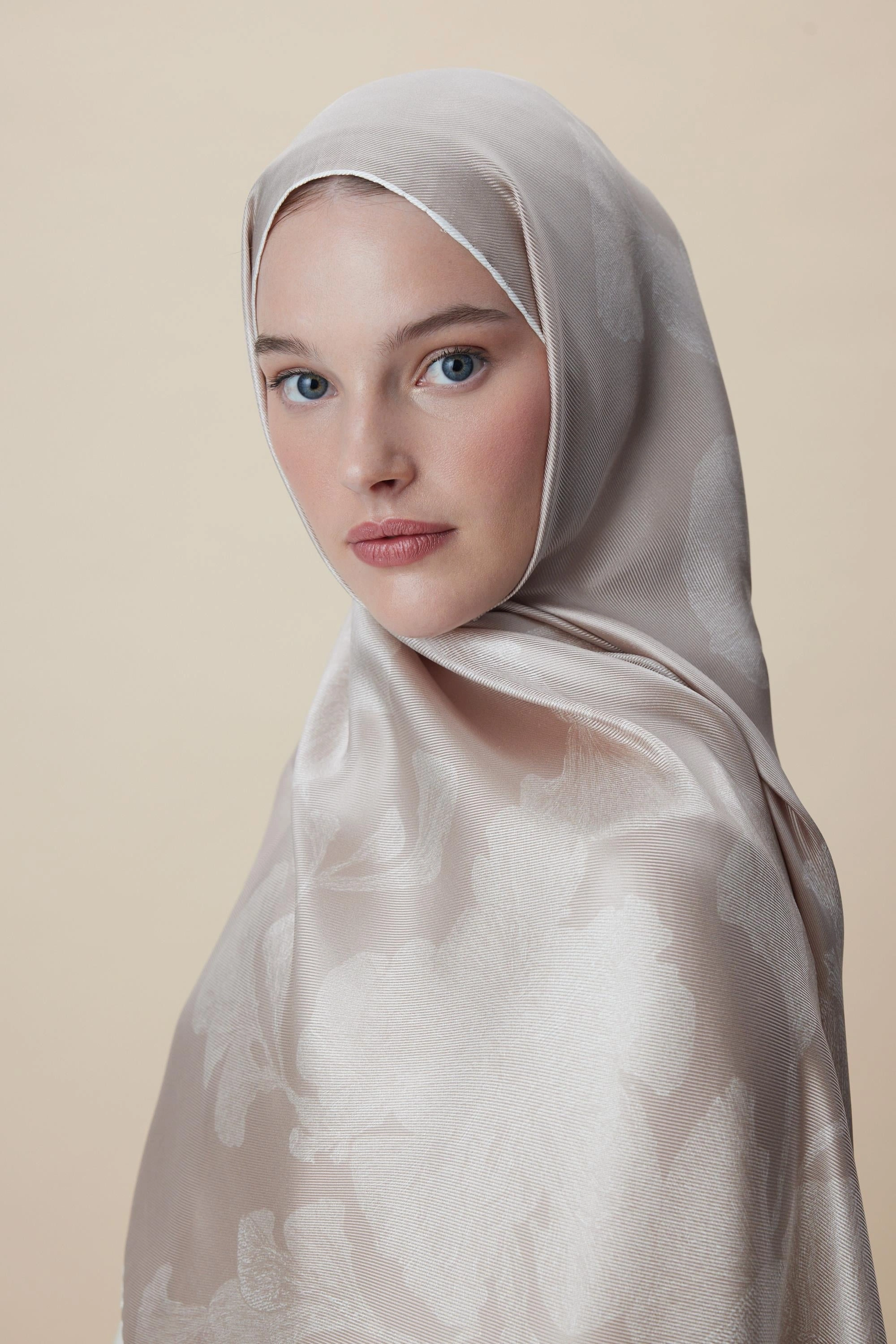 Maisa FARAH MULBERRY İPEK ŞAL 70*190 - VİZON