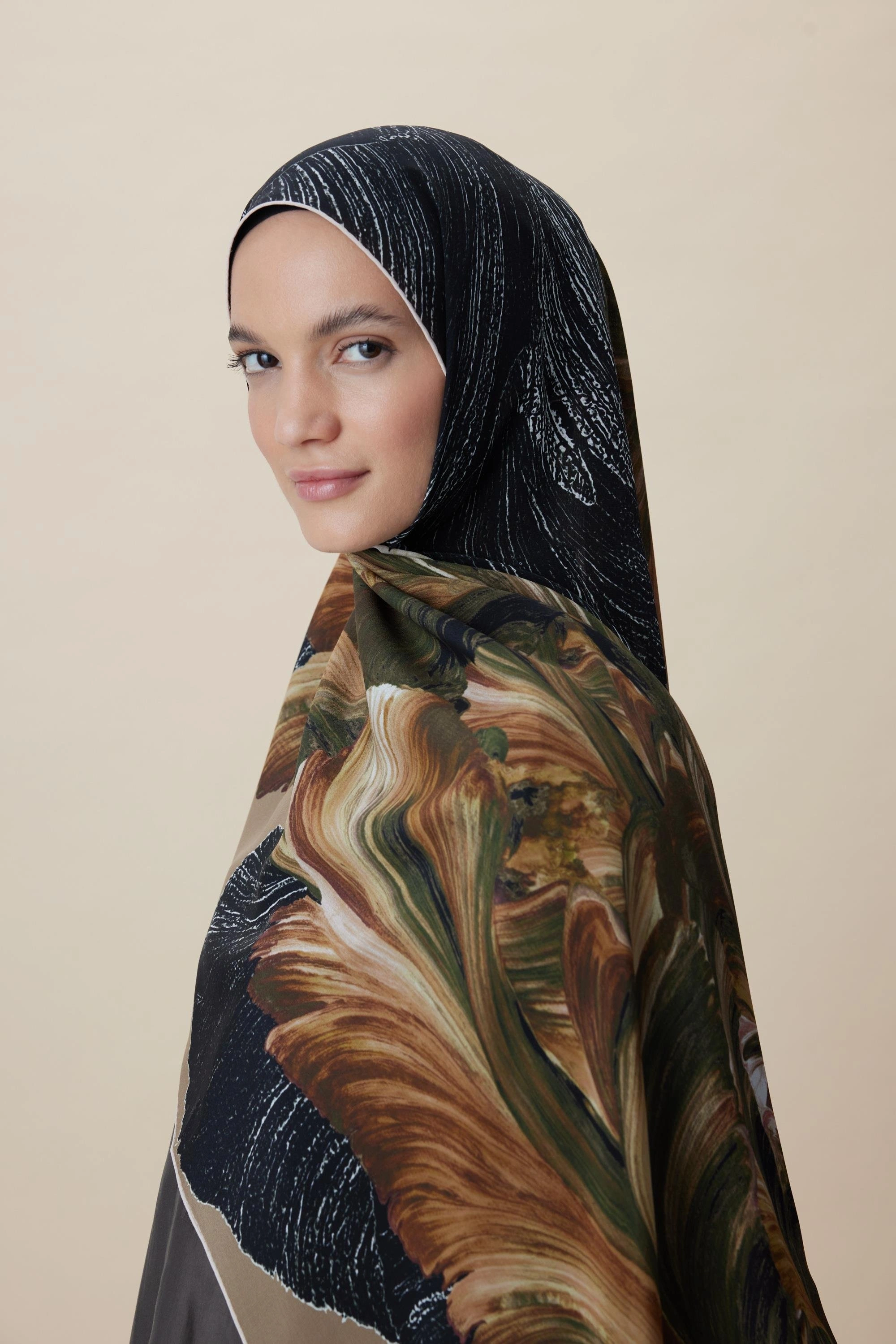 Maisa YAKAMOZ KREP İPEK ŞAL 70*190 CM - HAKİ