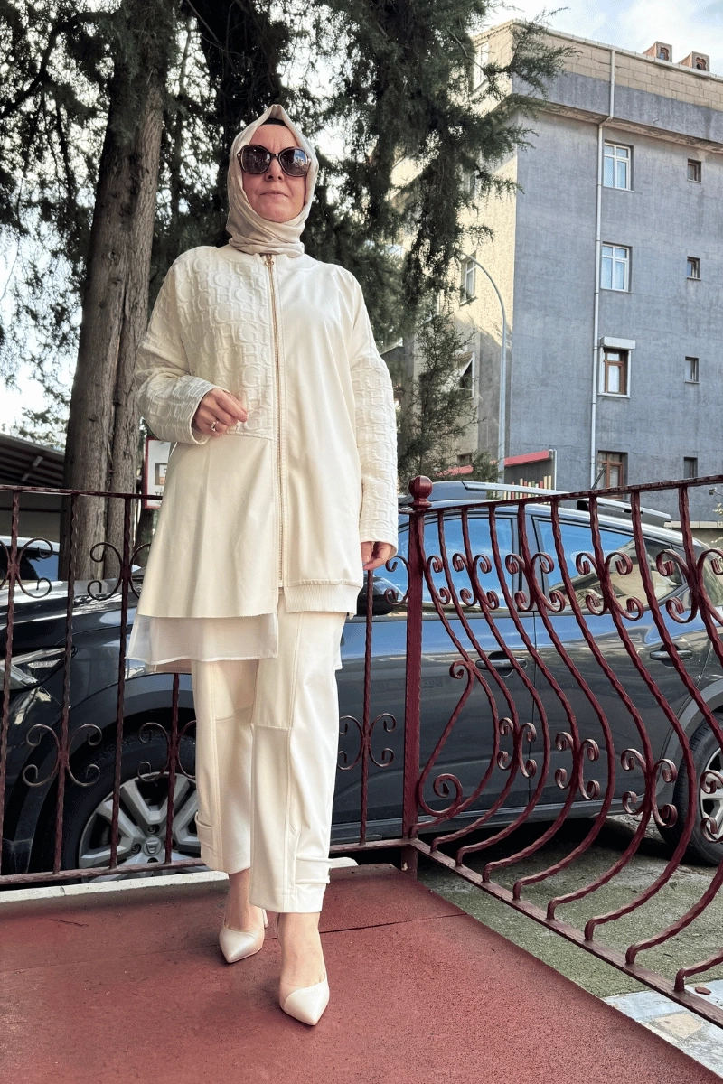 Ghisa Takım Ekru 5KGSTKM3947